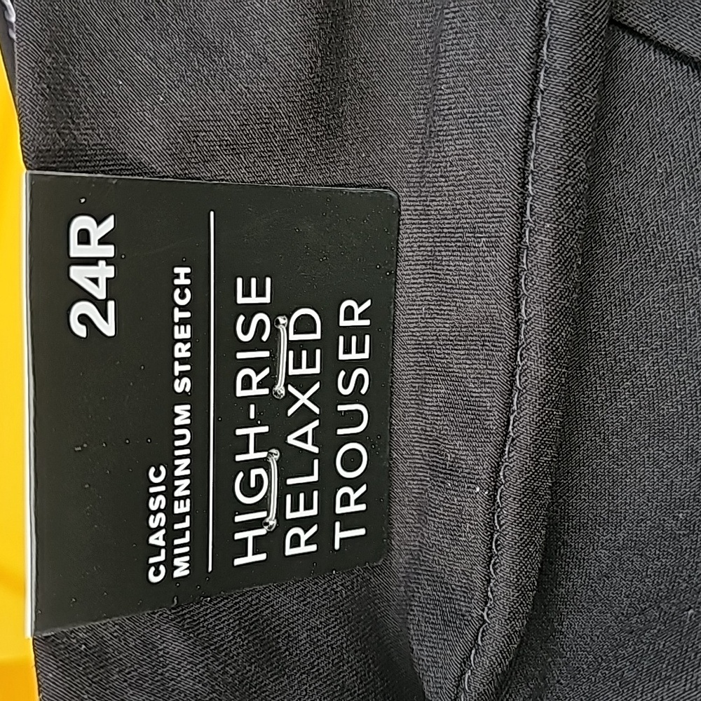 Brand New Black High Rise Relaxed Trouser